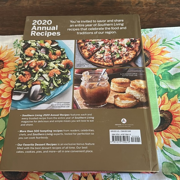 Southern Living Festive Red and White Cookbook - Picture 2 of 4